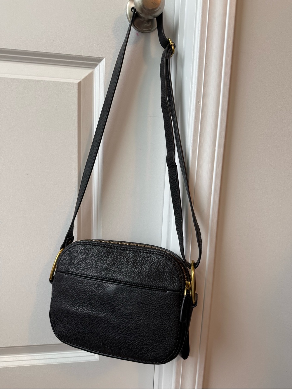 Fossil Black Pebbled Leather Crossbody with Gold Hardware